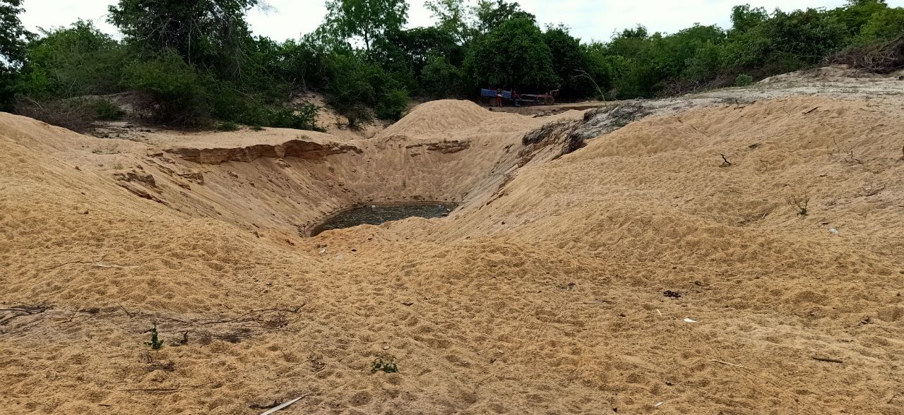 a sand teukhot2