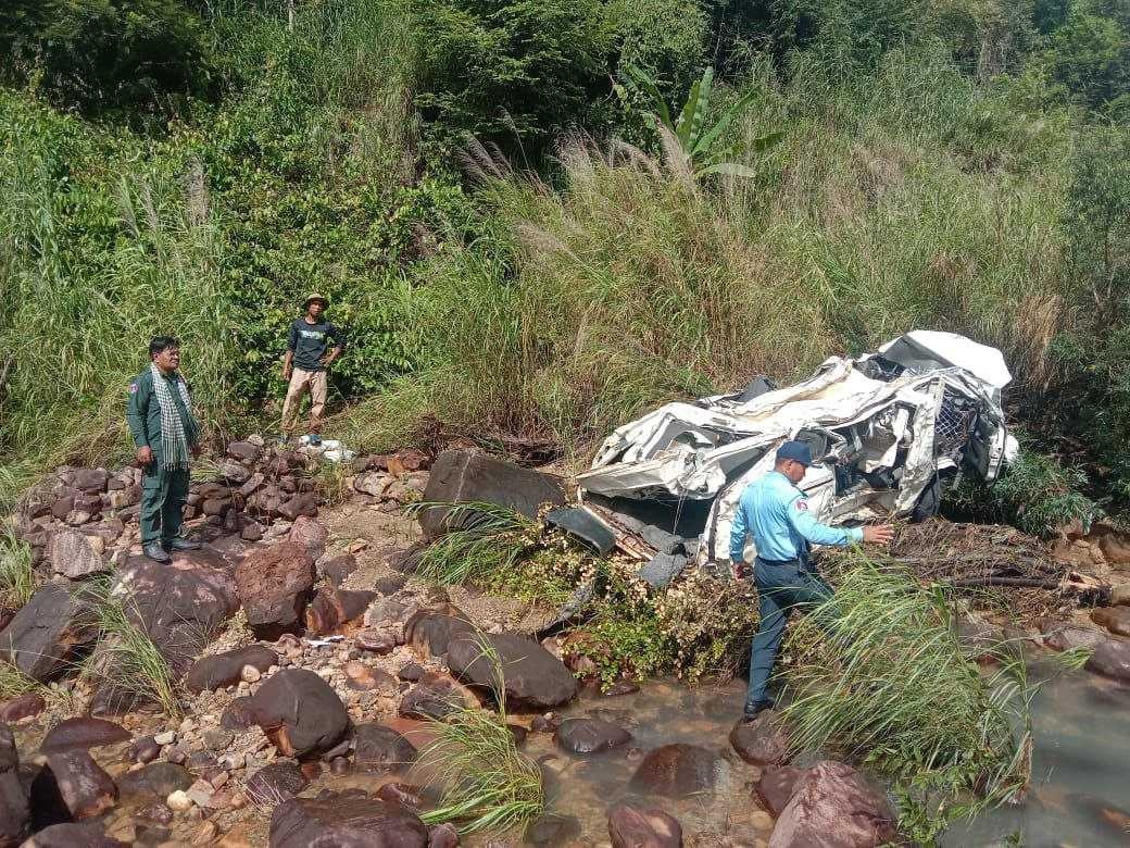 a car komchay