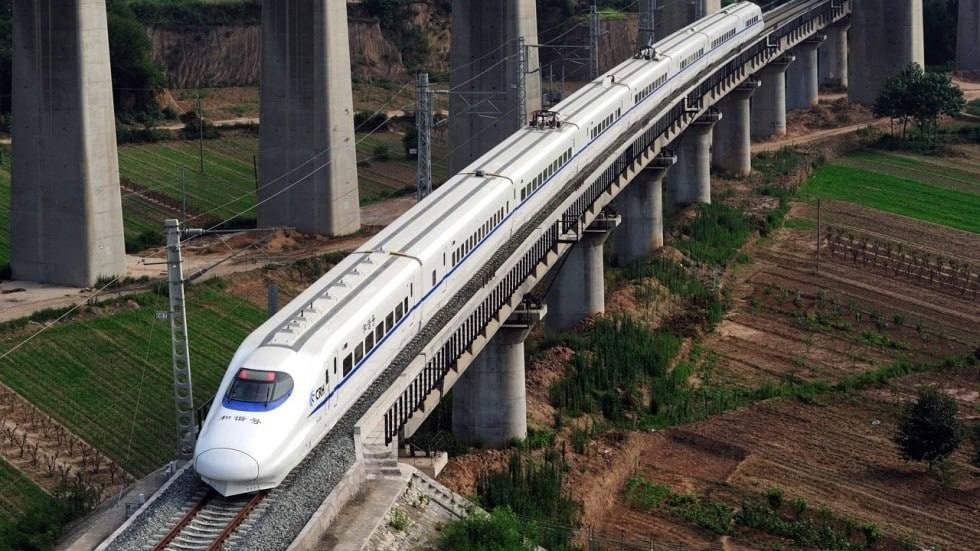 a train thai1