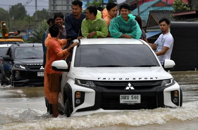 a flood thai2