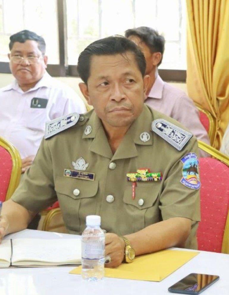 a chnang laeng governer