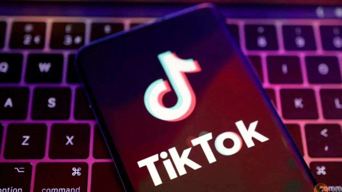 a tic tok