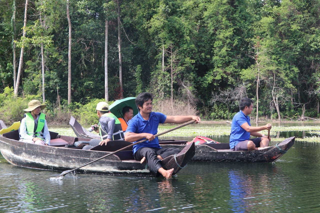 a boat tadak1