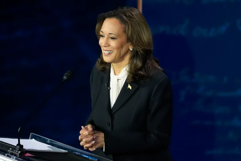 a trump  harris1