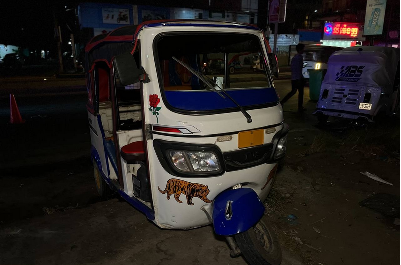 a car hit2
