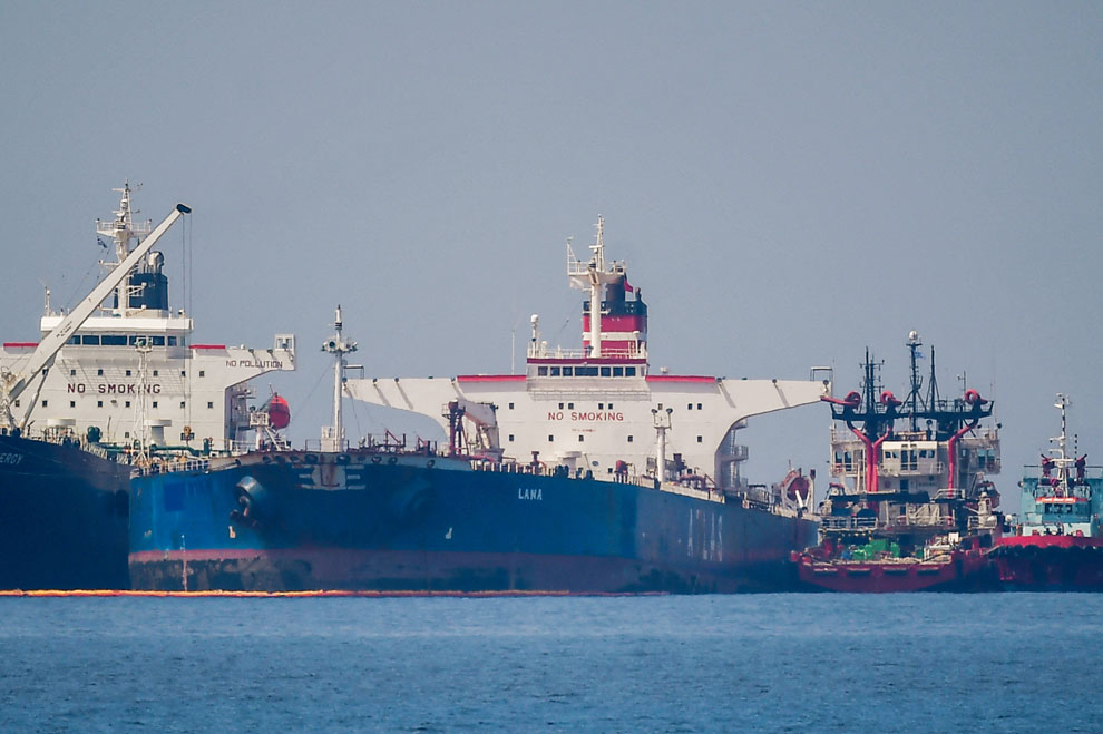 a oil russy