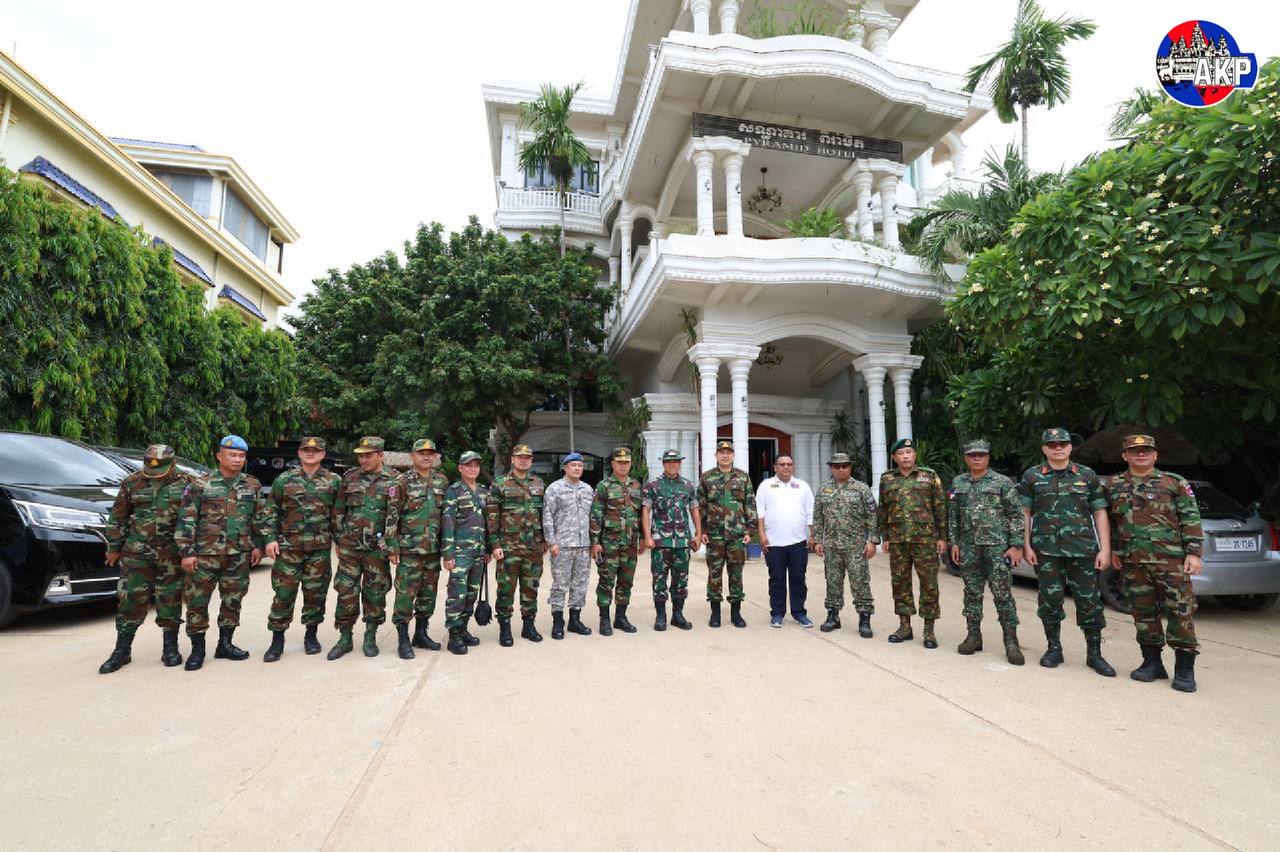 a army atacher7