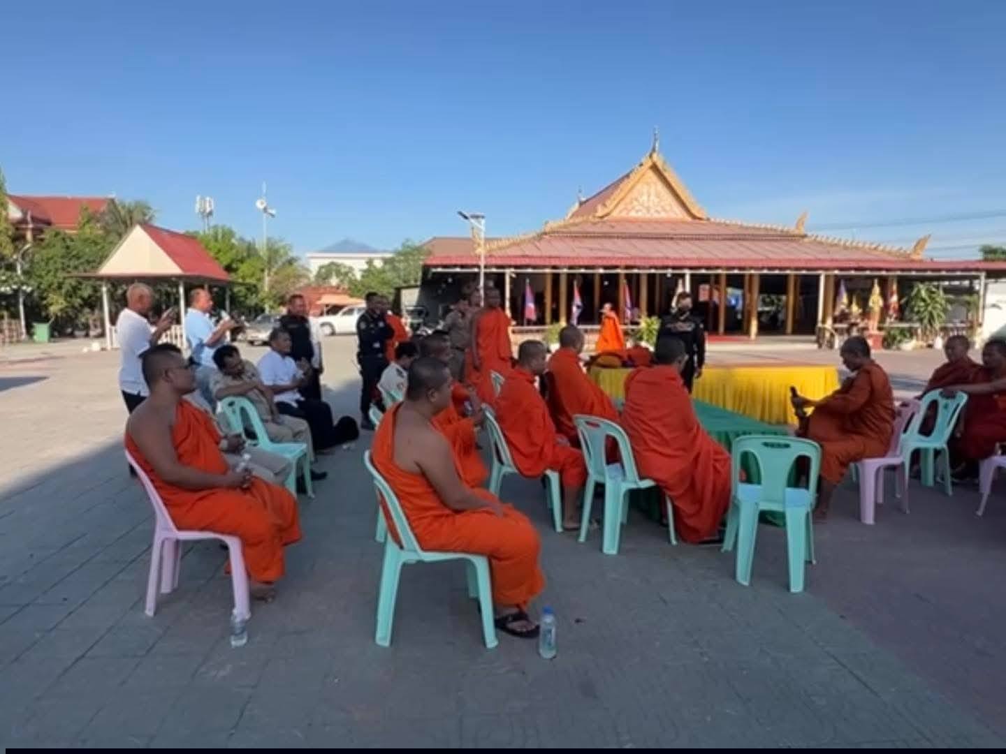 a monk fake1