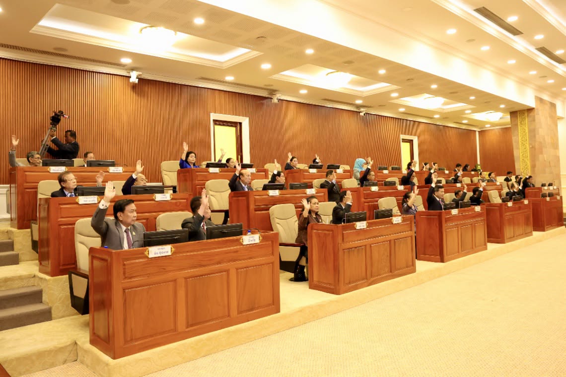 a senate meeting1