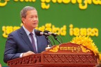  សម្តេចមហាបវរធិបតី ហ៊ុន ម៉ាណែត ជួបសំណេះសំណាលជាមួយសិស្សនិទ្ទេស Aអះអាងពីការខំពង្រឹងគុណភាពសិក្សា